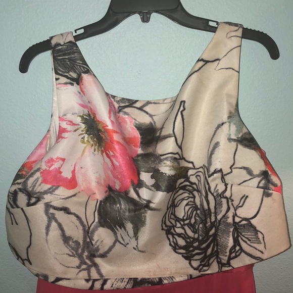 Prom dress - Picture 3 of 4